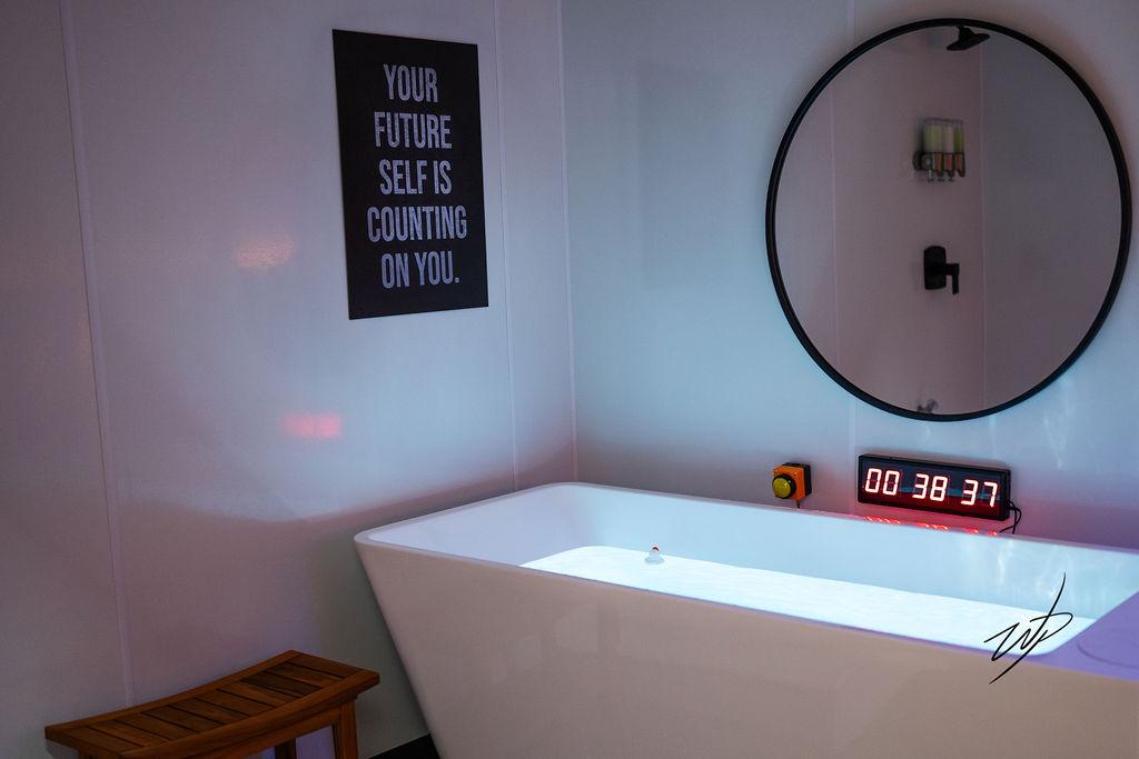 C-Suites: Sauna and Plunge — photo 3