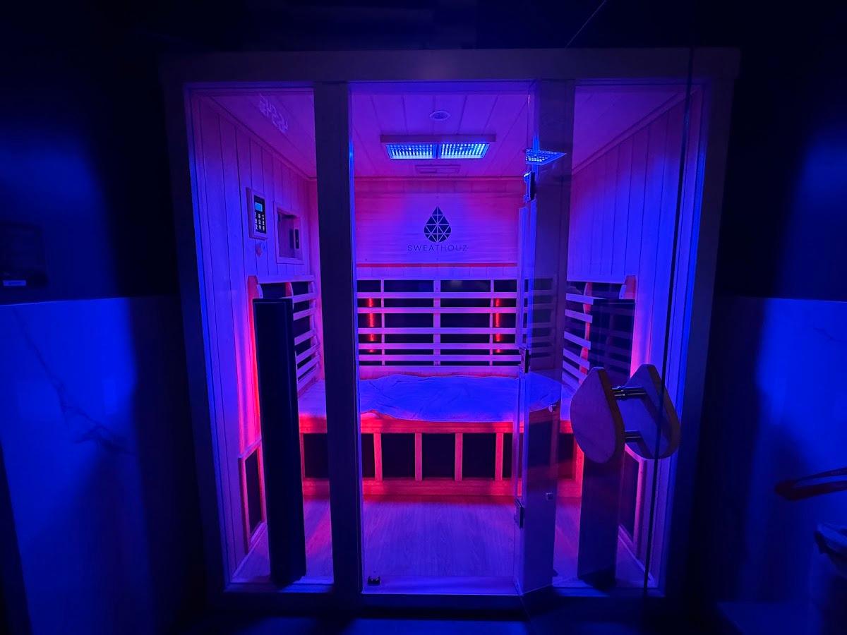 SweatHouz Horizon West Contrast Therapy Studio — photo 2