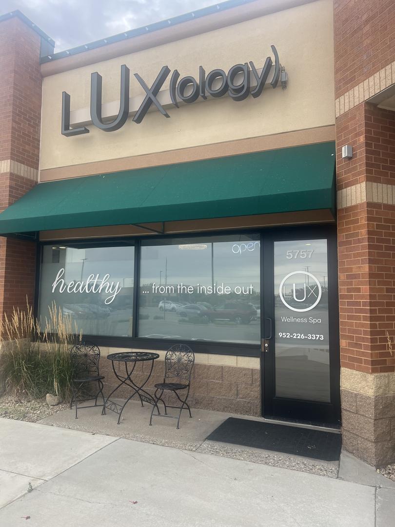 Luxology Wellness Spa Savage Minnesota — photo 3