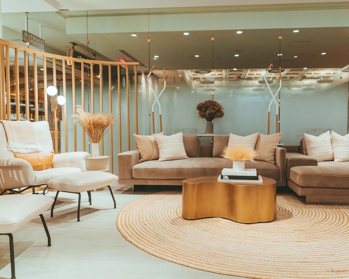 Clean Market IV Drip Lounge — recovery studio