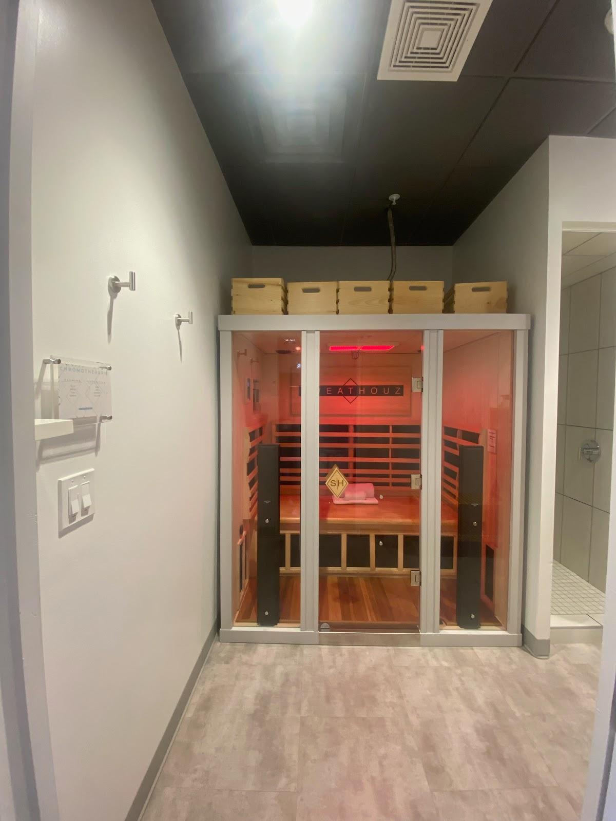 SweatHouz Infrared Sauna Studio — photo 3