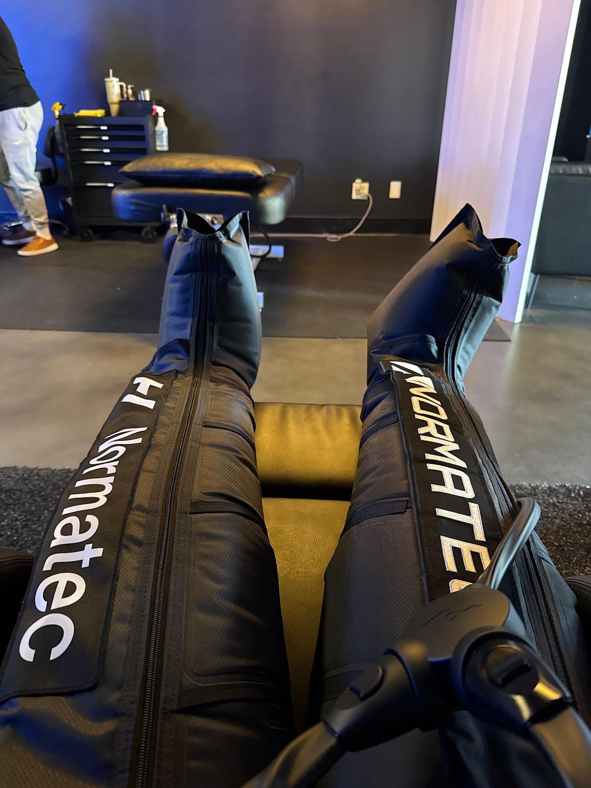 Recovery Lab La Verne: Cryo, Red Light, Hyperbaric, Stretch — photo 3