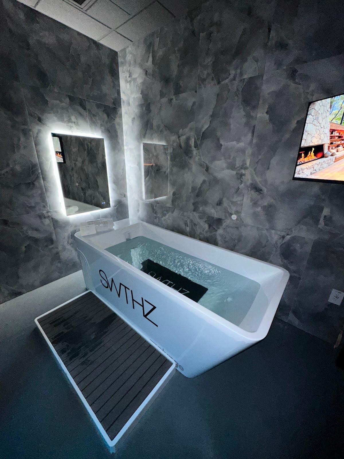 SweatHouz Pike and Rose Contrast Therapy Studio — recovery studio