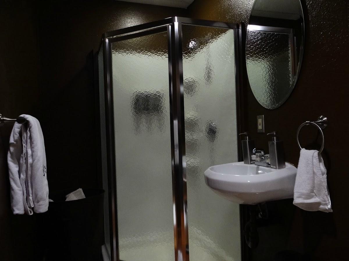 Isolate Float Center — photo 3
