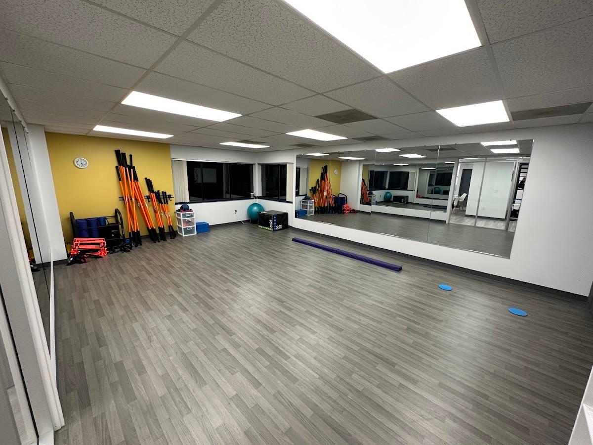 CrossFunction Sports Recovery + Cryotherapy + Wellness + Red Light Therapy — photo 4
