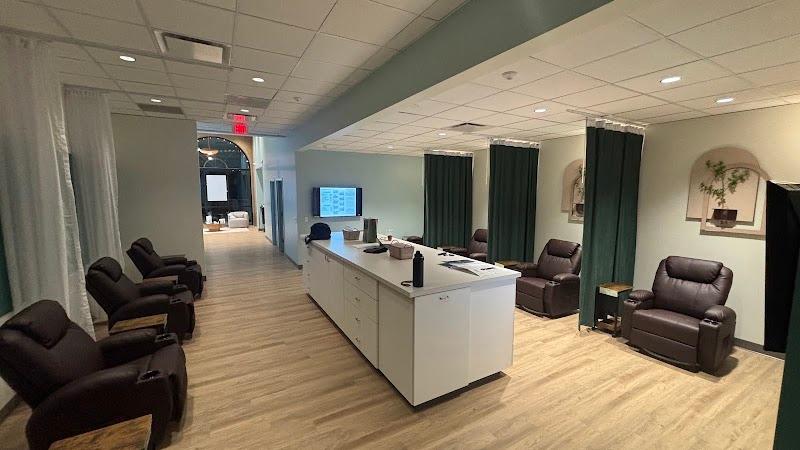 Liquid Wellness & IV: Overland Park College & Metcalf Clinic & Mobile (We Come to You) — photo 3