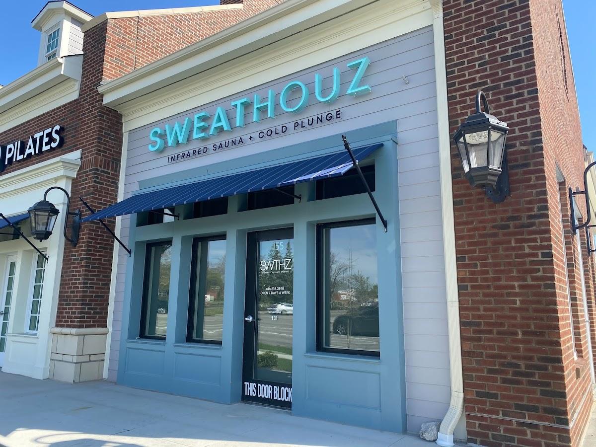 SweatHouz Worthington Contrast Therapy Studio — recovery studio