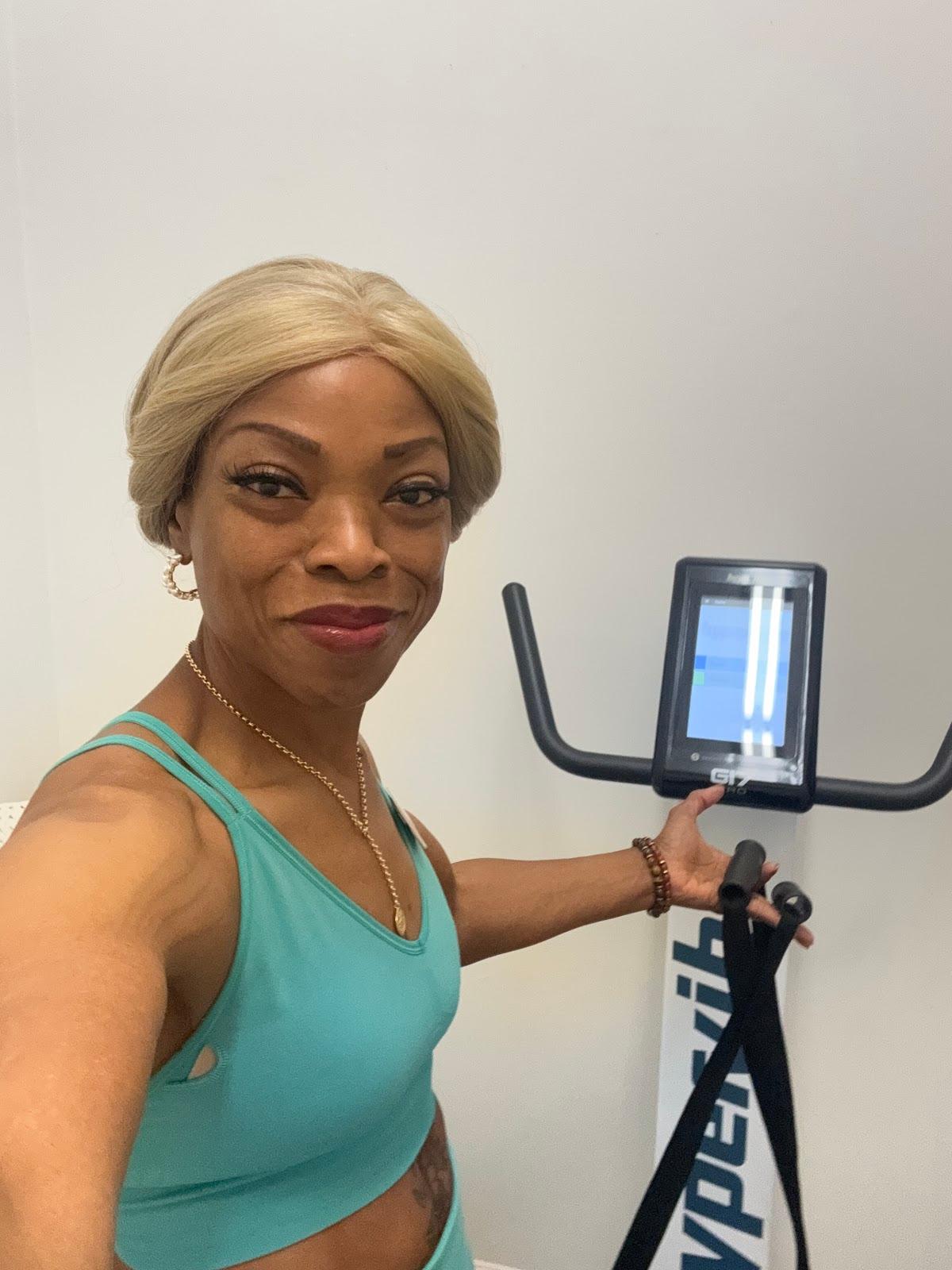 Lexington Laser-Like Lipo Red Light Cryo Spa — photo 3