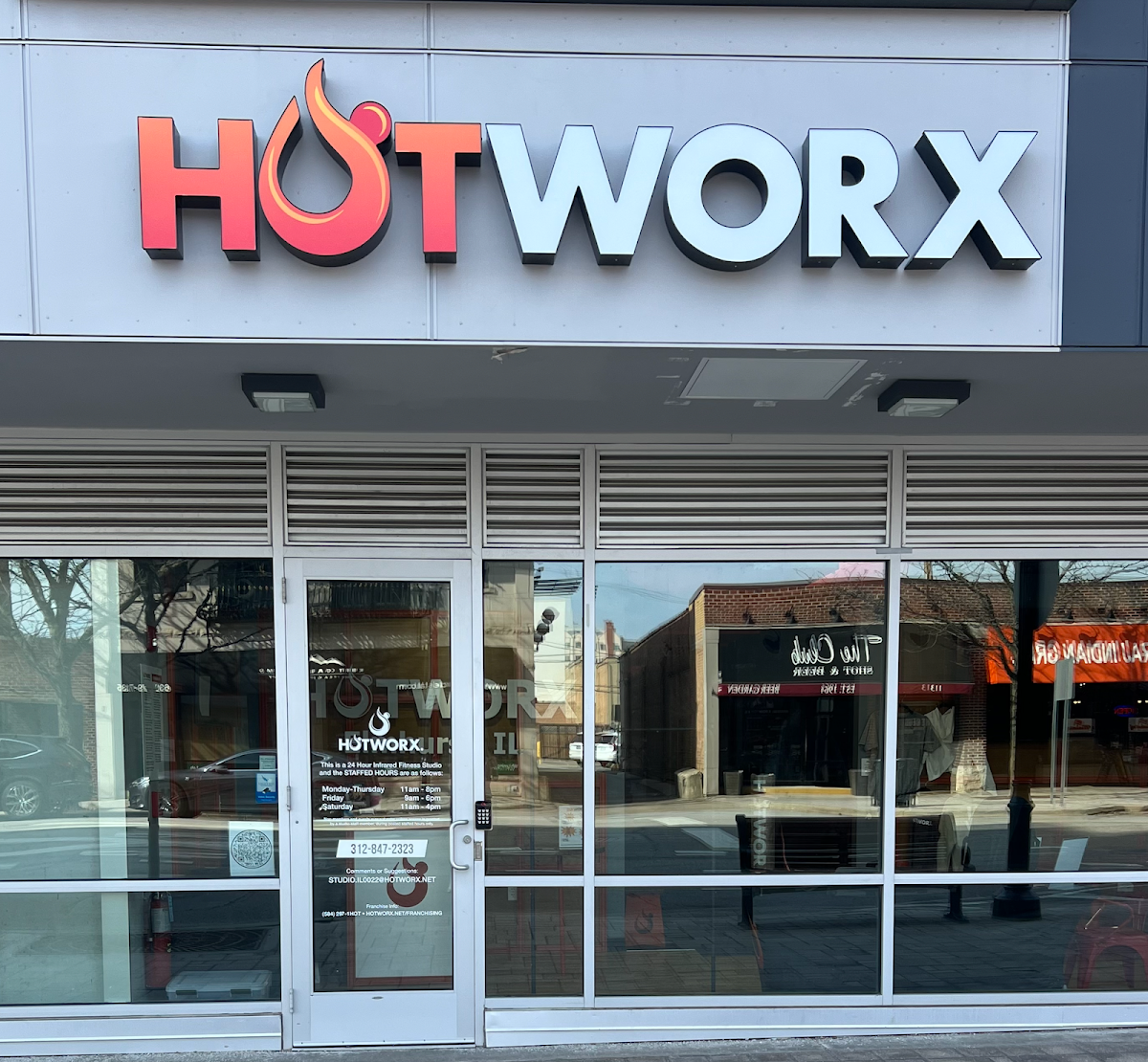 HOTWORX - Elmhurst, IL — photo 2