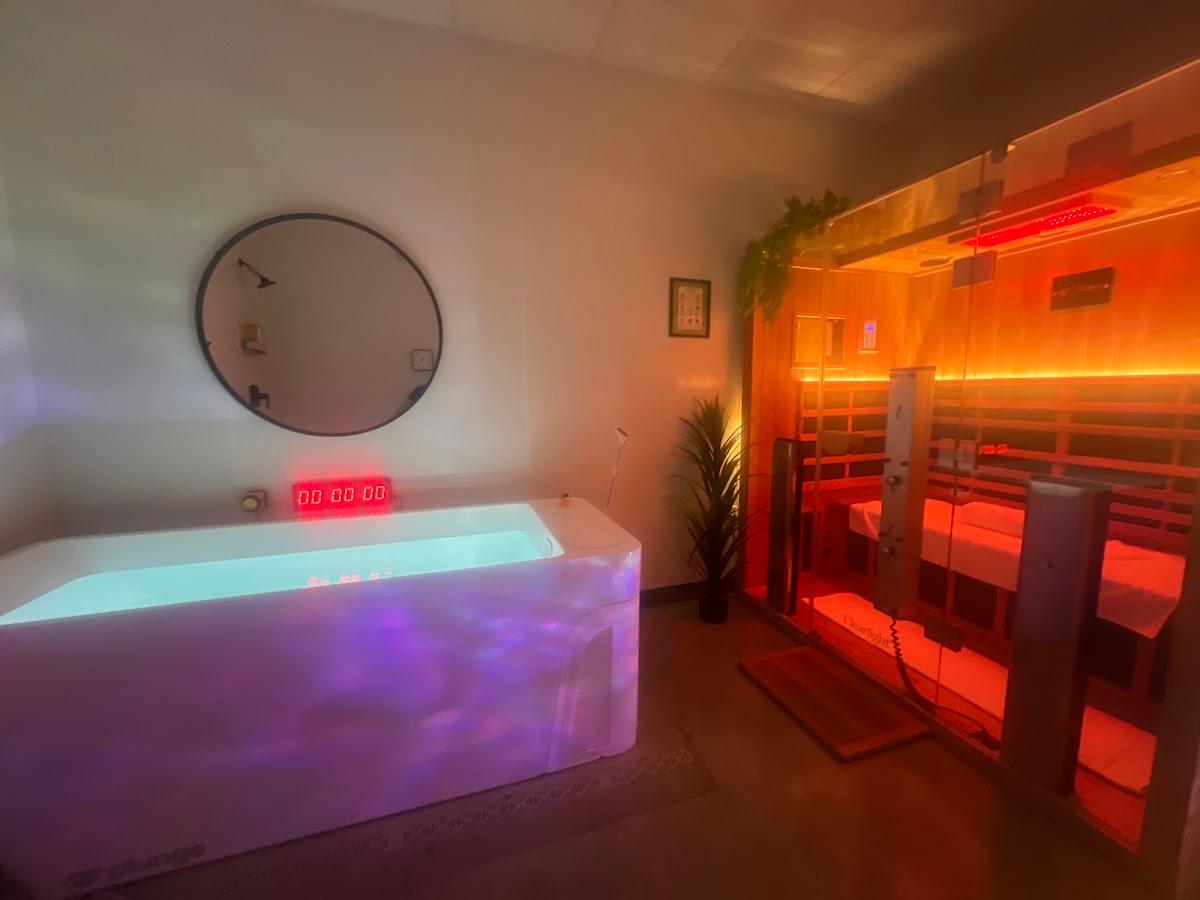 C-Suites: Sauna and Plunge — photo 5
