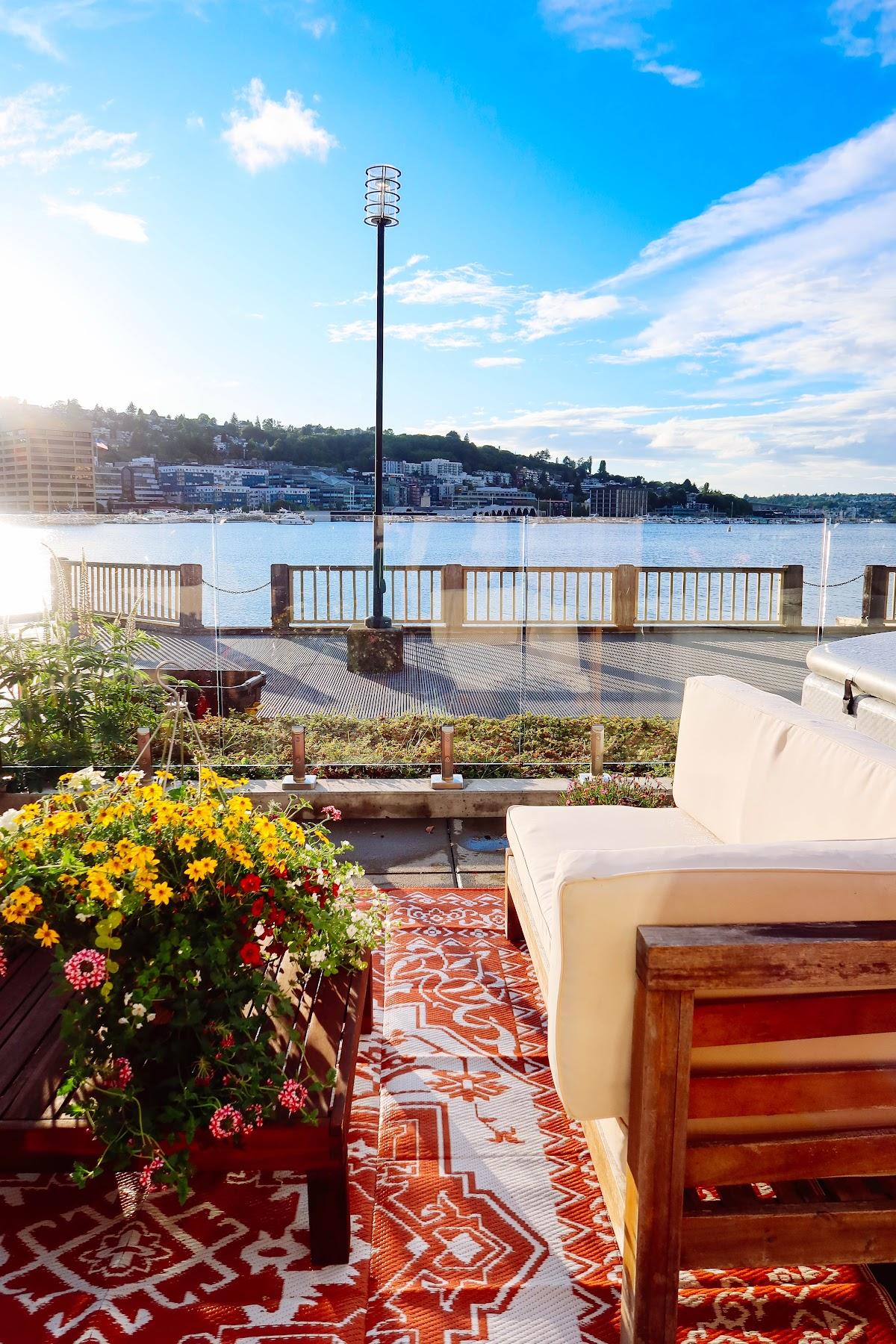 Tuli Lodge @ Lake Union Piers — photo 4
