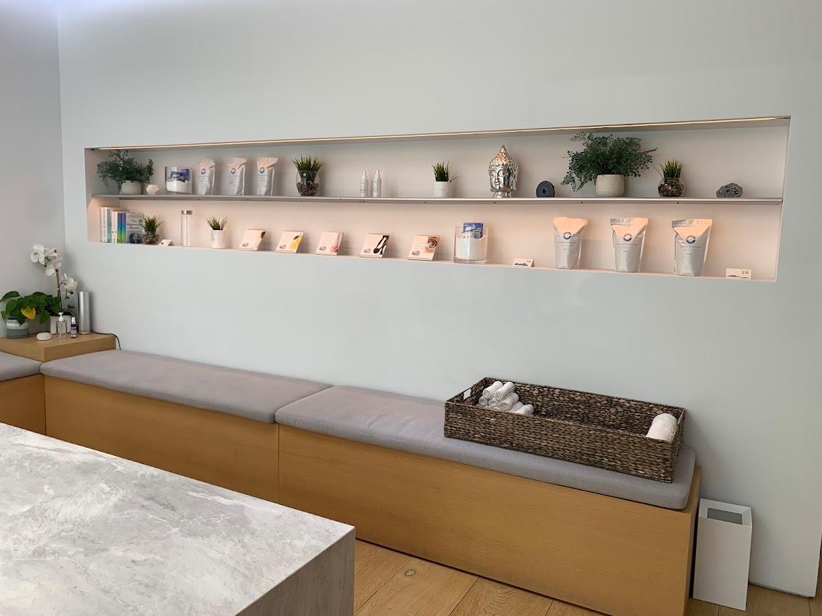 Float Station — photo 3