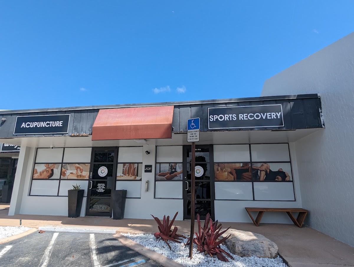 RESTORATIVE SPORTS RECOVERY & WELLNESS CENTER — recovery studio