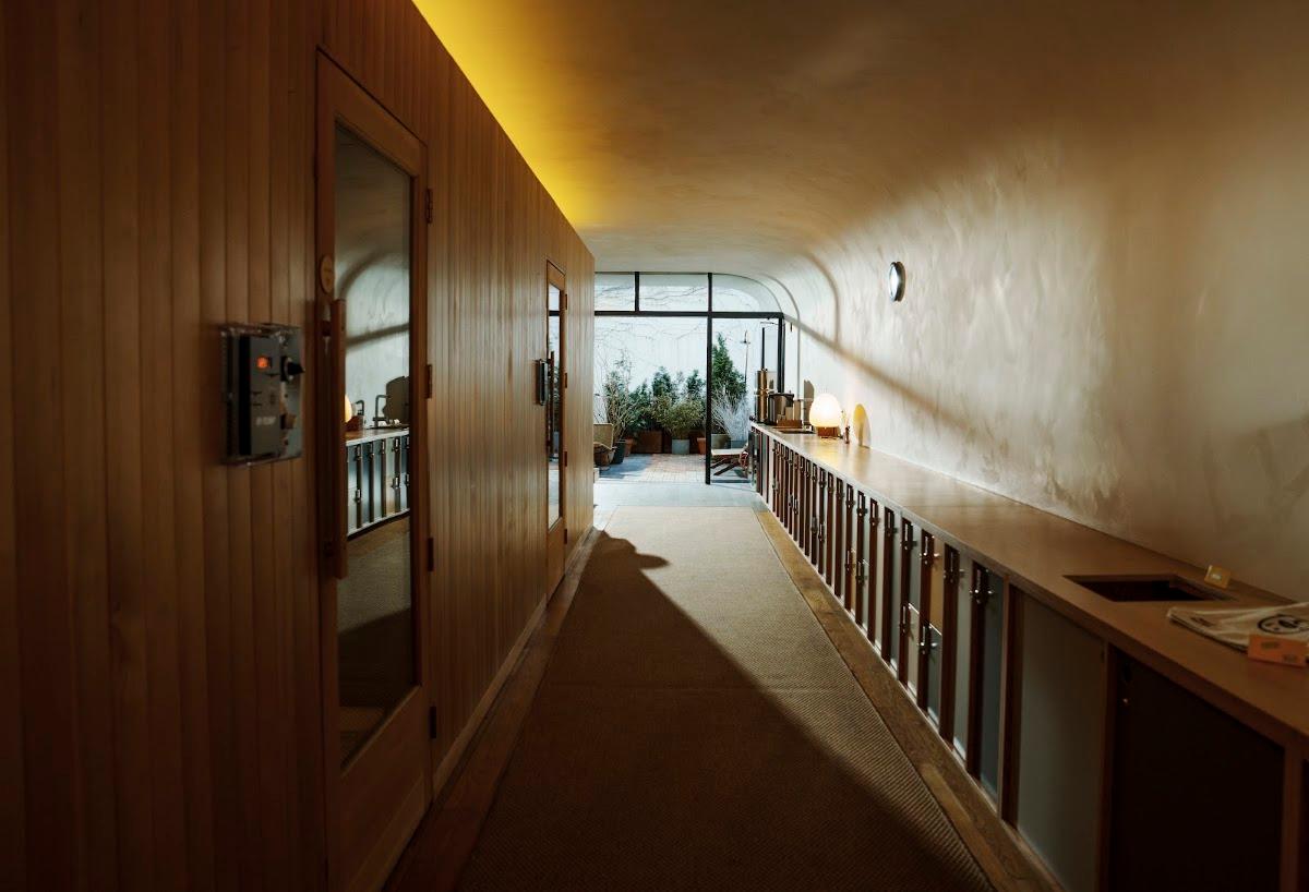 Akari — photo 3