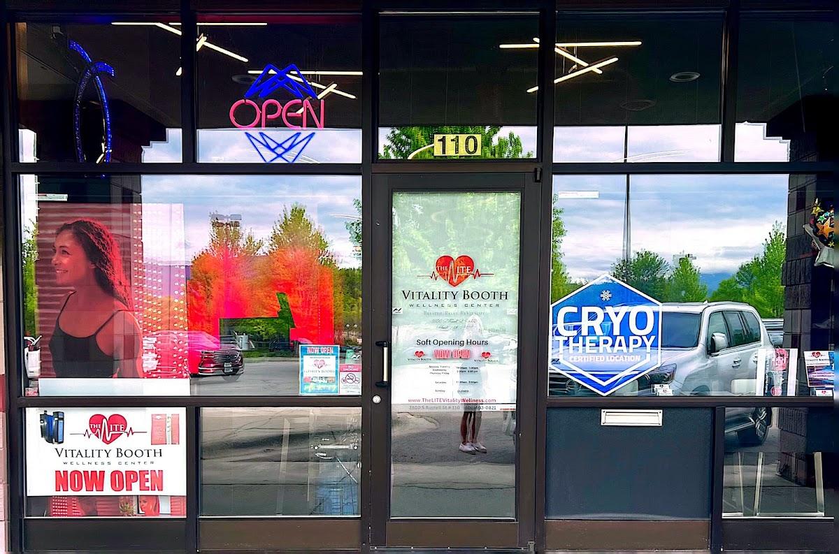 The LITE Cryo Lounge — recovery studio