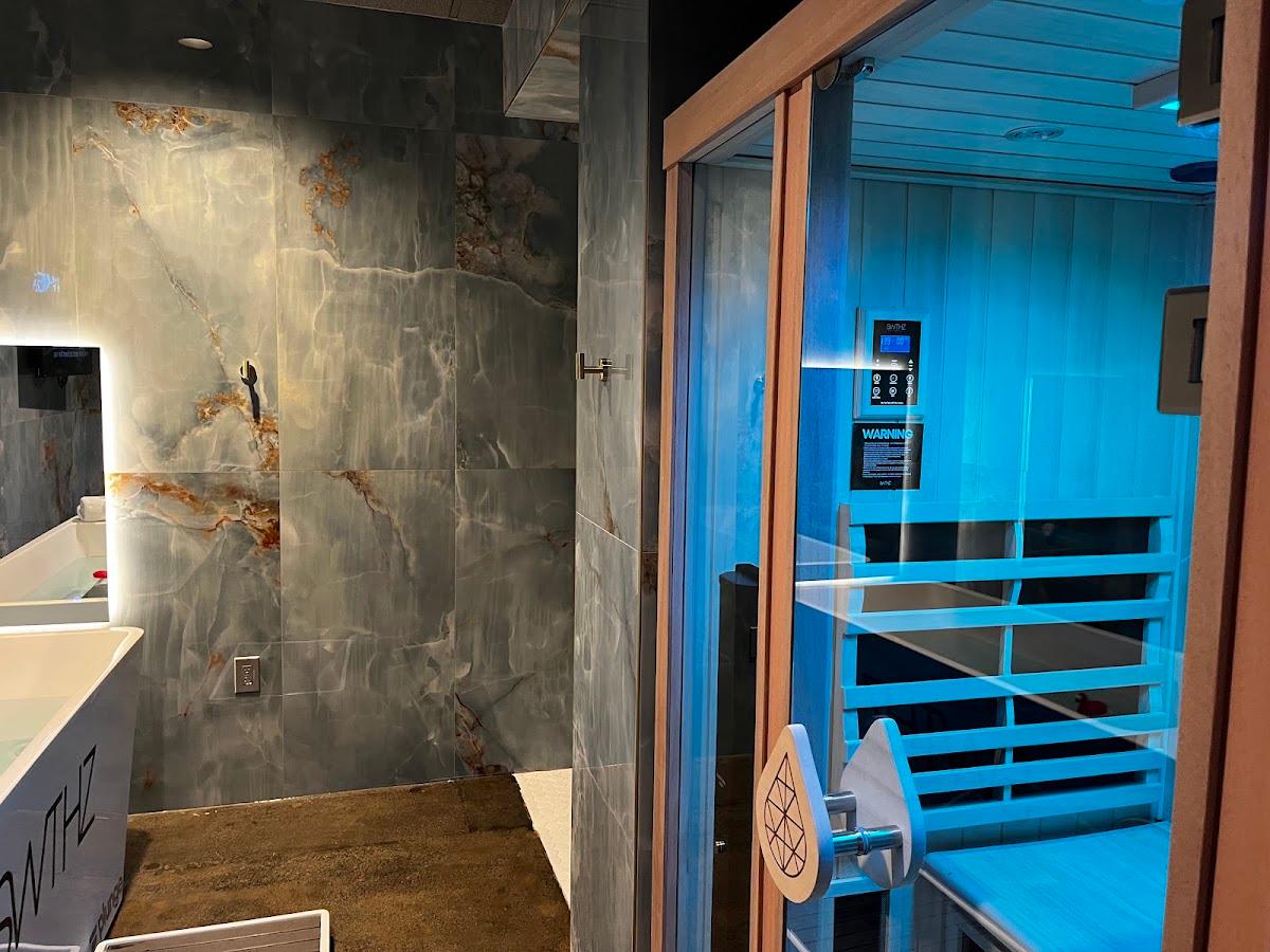 SweatHouz One Paseo Contrast Therapy Studio — photo 3