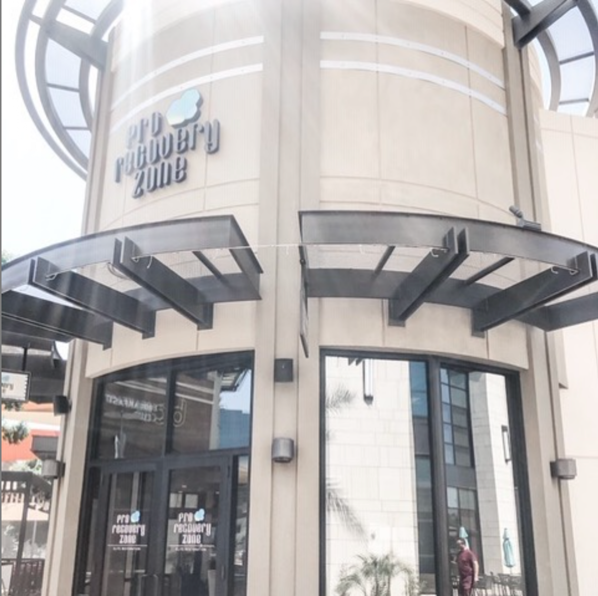 Pro Recovery Zone: Red Light, Cryotherapy & Physical Therapy Phoenix — photo 3