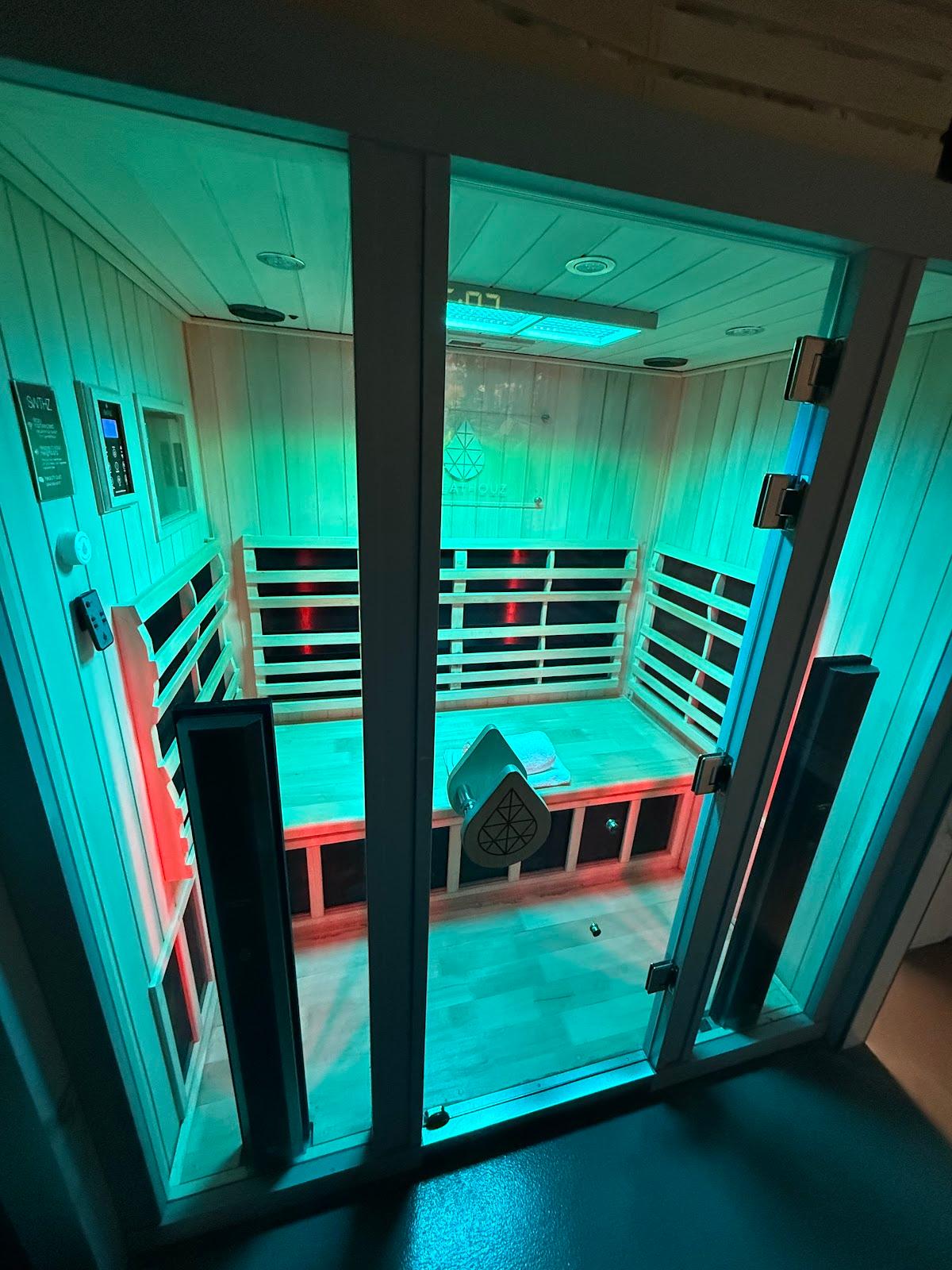 SweatHouz Grandview Contrast Therapy Studio — photo 2