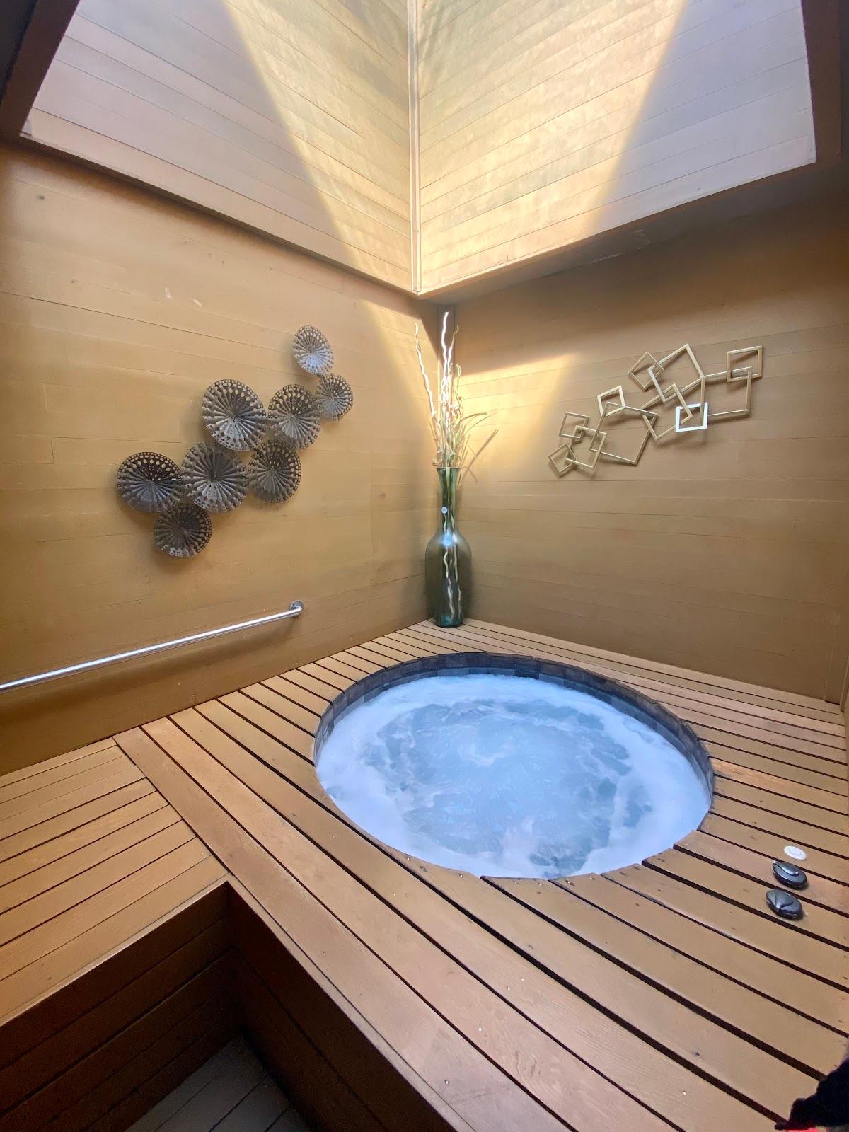 Elliott Bay Sauna & Hot Tub Co — recovery studio