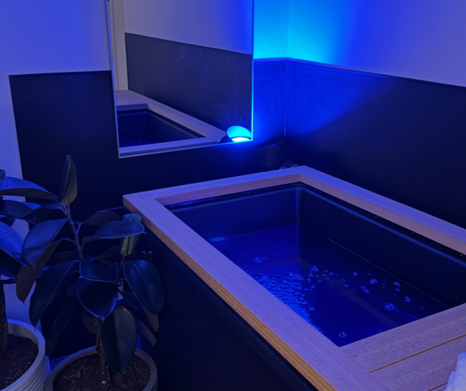Echelon Contrast Suites — photo 3