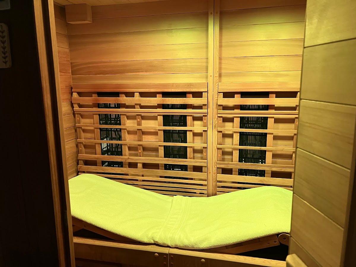 REST Sweat Studio & Cold Plunge plus 2C IV Therapy Wellness & Recovery — photo 2