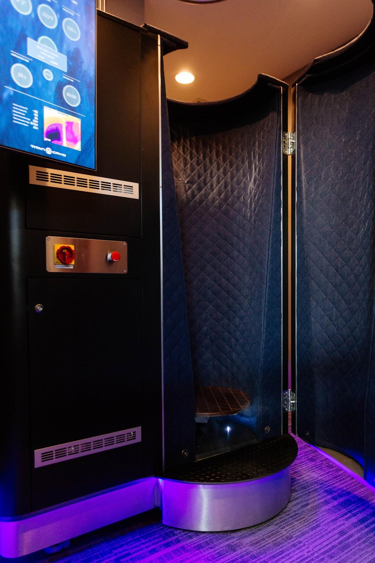 CryoChicago — recovery studio