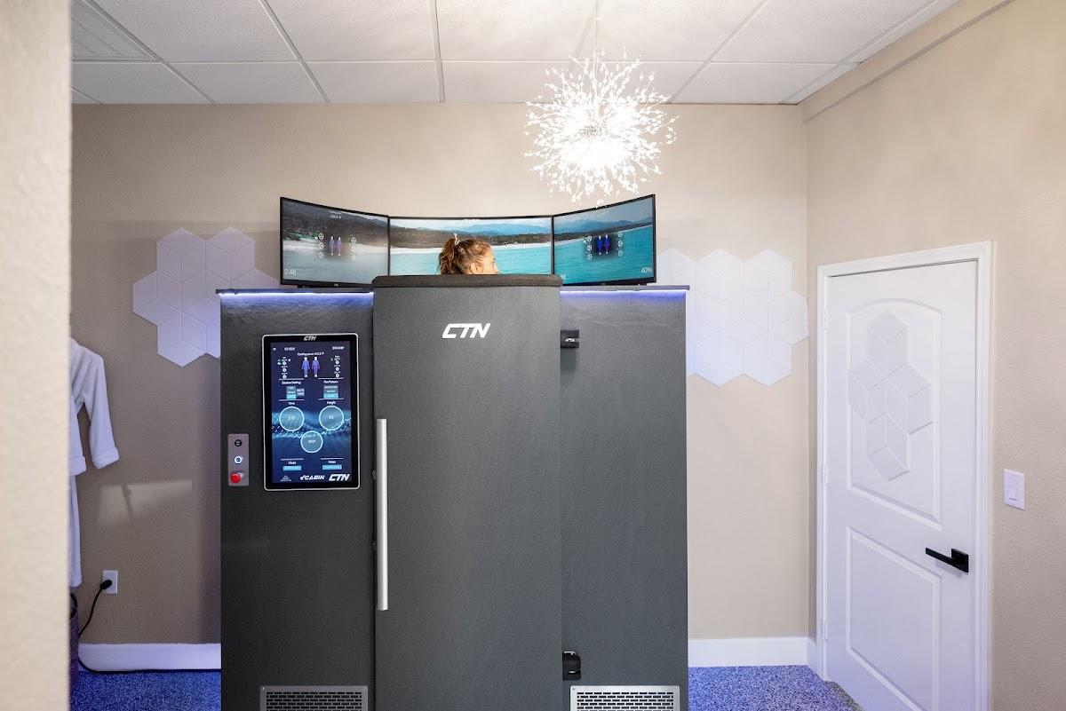 Regen105 (Cryotherapy and Red light) — photo 3
