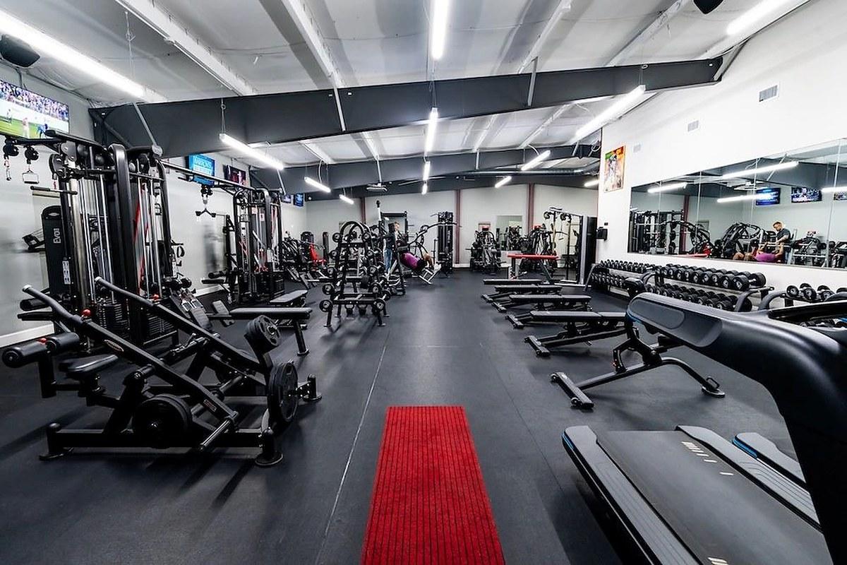 Wellness Elite Fitness — recovery studio